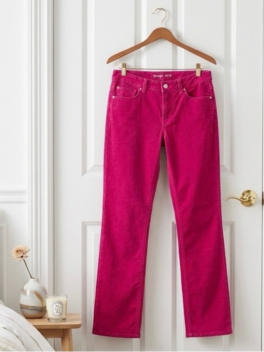 GAP 1969 HOT PINK CORDUROY STRAIGHT LEG